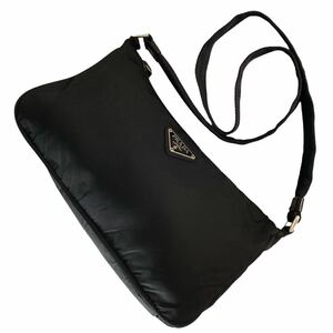 美品　PRADA プラダ ナイロン×レザー 三角ロゴプレート　ショルダーバッグ　サコッシュ レディース　1円スタート