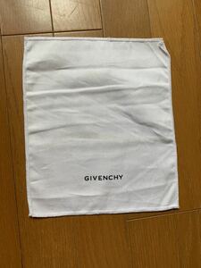正規 Givenchy ジバンシィ付属品 保存布 白 サイズ 縦 24cm 横 21cm