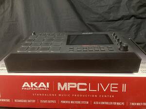 AKAI MPC Live II　アカイ　サンプラー