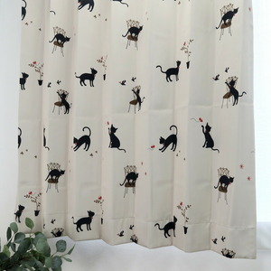 遮光カーテン かわいい猫柄 アイボリー 幅200cm×丈235cm1枚 日本製 プリーツが綺麗な形態安定加工