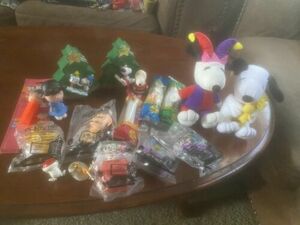 Rare Peanuts SNOOPY Collectible Lot Plush pez dispenser Kids Meal Toys Figurines 海外 即決