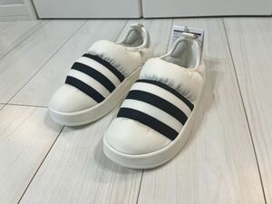 アディダス オリジナルス パフィレッタ オフホワイト/コアブラック(GY1593) ADIDAS ORIGINALS PUFFYLETTE OFF WHITE/CORE BLACK