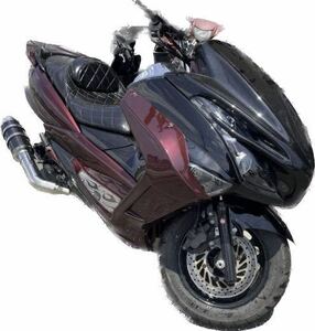 低走行 ヤマハ マジェスティFi 250cc SG20J 4D9 6000キロ台YAMAHA 人気車 社外マフラー、フロントマスク、社外テール、社外リアスポイラー