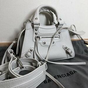 新品同様 バレンシアガ バッグ レディース ネオクラシック シティ ミニ 2WAY ハンドバッグ ホワイト系 レザー BALENCIAGA 638524 