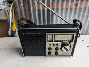 National Panasonic ナショナル パナソニック BCLラジオ RF-1010 COUGAR101 8-BAND　本体のみ　現状品