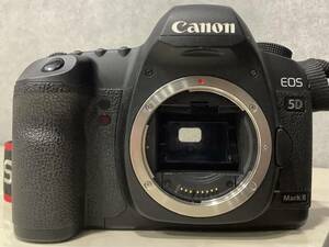 1円～ Canon キヤノン デジタル一眼レフカメラ EOS 5D MarkII ボディ バッテリー 通電のみ確認済み 他詳細不明 ジャンク品扱