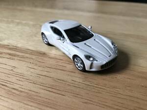 京商 1/64 Aston Martin One-77
