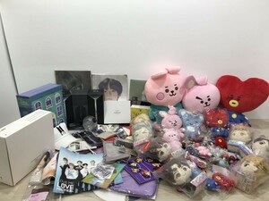 ① K-pop BTS 防弾少年団 バンタン TinyTAN BT21 ぬいぐるみ マスコット 雑貨 キーホルダー 景品 缶バッジ グッズ まとめ セット[C4330]