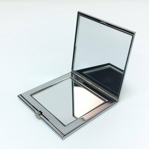 【美品】エスティローダー ESTEE LAUDER 両面 コンパクトミラー 片面拡大鏡 シルバー