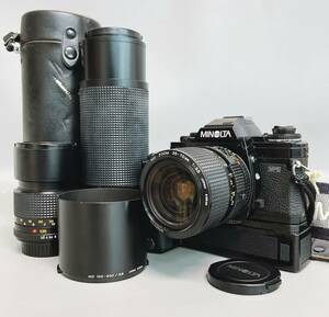 ミノルタ X-700 フィルム一眼レフカメラ レンズ×2 フィルター レンズフード 純正ストラップ付（ミノルタ ZOOM 35-70㎜ 1：3.5）