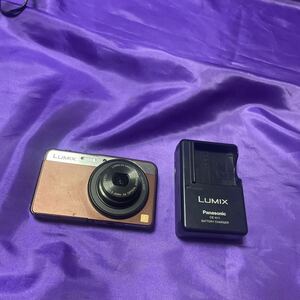 【中古美品】Panasonic パナソニック デジタルカメラ コンパクトデジタルカメラ LUMIX DMC-XS3 充電器付き　SDカードお負け