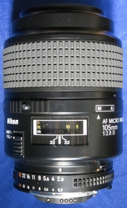 AF MICRO NIKKOR マイクロ ニッコール 105mm 1:2.8 D (ニコンFマウント Dタイプオートフォーカス マイクロレンズ)