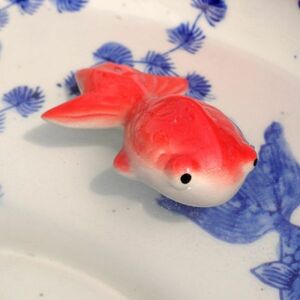 浮き玉 浮き球 陶器製 金魚 水鉢 ビオトープ おしゃれ 置物 飾り物 メダカ鉢 金魚鉢 オブジェ ■sw2176
