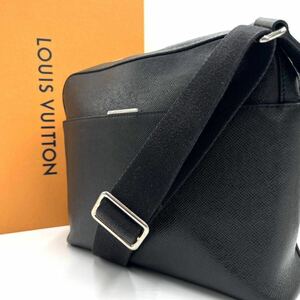 ●極美品!!●LOUISVUITTON ルイヴィトン●タイガ アントン ポシェット●ショルダーバッグ メッセンジャー クロス ボディ メンズ●オセアン