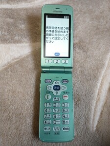 美品　充電器セット　らくらくホン　F-02J ミントグリーン ガラケー　ドコモ　富士通　初期化済み