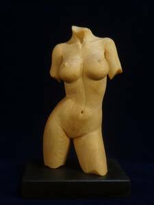 出品者作『 ゆらぎ 』 オリジナル 木彫刻 アート　トルソ 裸婦 芸術 女性 ハンドメイド 松 手彫り 彫刻