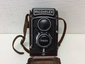 ■5135 美品 リコー Ricohflex RIKEN RICOH 8cm F3.5 ケース付き 二眼カメラ 動作未確認