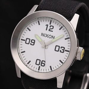 1円 稼働 良品 ニクソン インザホットゾーン 8J ラウンド 白文字盤 QZ メンズ腕時計 NSY 2973000 4ETY