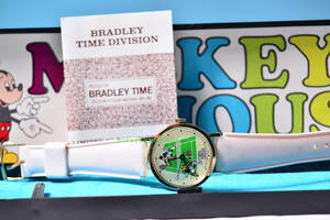 ヴィンテージ　 貴重　 BRADLEY 　 初期テニス 　 ミッキーマウス＆ ミニーマウス　手巻腕時計 　ディズニー　ブラッドレイ