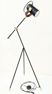 24 展示品 レ クリント フロア ランプ カロネード 真鍮 照明 点灯確認済 Floor Lamp LOW CARRONADE LE KLINT◆北欧 家具 インテリア ライト