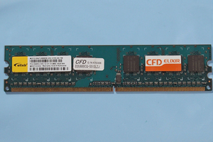 CFD Elixir　PC2-6400U-555-12-D1 512MB DDR-800 / 103C