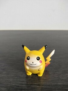 ポケモン モンスターコレクション ピカチュウ フィギュア 　レトロ 　初期　 ポケットモンスター モンコレ タカラトミー