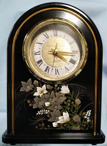 置き時計 和風　昭和レトロ 掛時計 QUARTZ　アナログ 縦30㎝横20㎝奥行8㎝