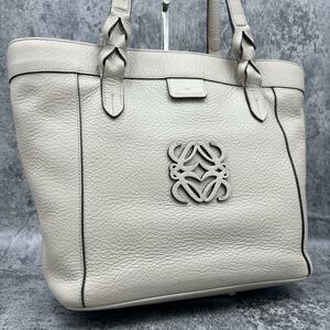 『定価28万円』極美品LOEWE 　ロエベ フスタ トートバッグ　ハンドバッグ　肩掛け　シボ革　アナグラム　ロゴ　ホワイト　自立　人気