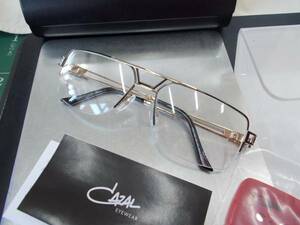 CAZAL カザール 超かっこいいチタン眼鏡フレーム7032-001 お洒落