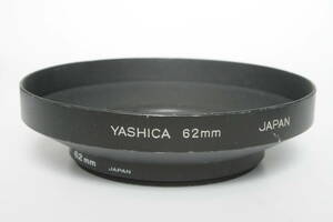 YASHICA 62mm 広角　メタル　レンズフード 　62ｍｍ　ネジ込み式　　ジャンク品