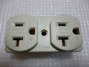 ★☆★ アメリカン電機 7210GD UL規格 埋込コンセント 125V 20A 国内製造 中古品 ② ☆★☆