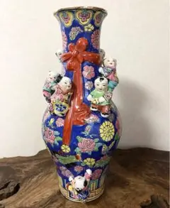 中国美術 多唐子 多彩草花蝶芭蕉扇紋 砂こうだい 花瓶 景徳鎮