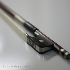 新品 未使用 毛替え クリーニング済 ローデリッヒ ぺゾルト Roderich Paesold ドイツ製 ビオラ 弓 ローデリヒ ぺゾルト ヴィオラ 弦楽器