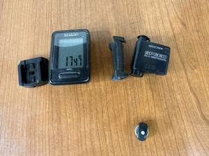 【中古品】CATEYE CC-VT210W VELO WIRELESS+　キャットアイ ワイヤレスサイコン サイクルコンピューター　スピードメーター