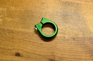 DKG　Mountain Clamp　30.0mm　グリーン　green/シートクランプ/27.2mm用/ディーケージー/マウンテンクランプ