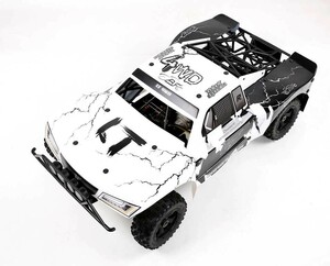 新品・完成品45ccエンジン 4WD RCカー LT450 ホワイト すべて揃ったエンジン・受信機・サーボ・送信機etc ROVAN 代理店出品