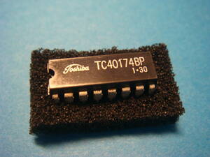 集積回路　半導体　IC TC40174BP NOS 未使用品 TC-40174BP TC40174 BP TC-40174 BP 40174