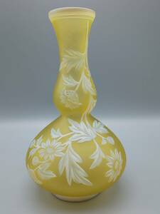 イングリッシュカメオ 花文花瓶 トーマスウェッブ（Thomas Webb） 本物保証 アールヌーヴォー ガレ ドーム