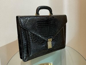 ★高級【Genuine Crocodile Skin クロコダイル ダレスバッグ 黒 ビジネスバッグ ビジネスブリーフ レザー ゴールド金具 A4サイズ】N00129