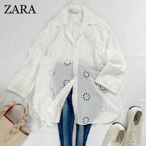 ZARA 大人可愛い　コットン100% ホワイト　カットワークエンブロリダリー刺繍　7部袖プルオーバーシャツ ブラウス　サイズS ザラ♪