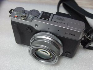 富士フイルム X30 シルバー 中古 【美品】