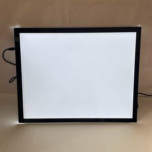 BC072【アート用品】通電OK　A3　トレース台　パッド　LED DRAWING TRACING PAD　USB電源　（Model：A3USB）