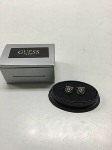 アクセサリー GUESS／ゲス ピアス 925S刻印有 シルバー 三角ロゴ ストーン付 専用ケース 箱入り ヴァンドーム