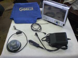 SANYO/三洋電機 GORILLA/ゴリラ ポータブルナビ 7インチ NV-DVC6(S) DVD再生不可 車載 モニター 2004年★日本製★通電（映像）確認済み