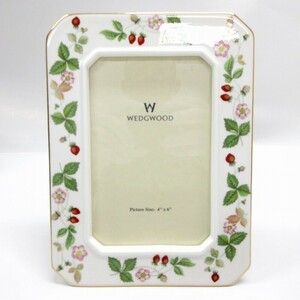 ウェッジウッド WEDGWOOD ワイルドストロベリー 写真立て フォトフレーム スタンド 立て掛け 4×6 白 ホワイト その他