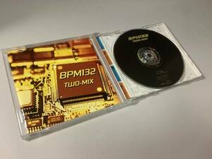 ★TWO-MIX「BPM132」10曲入り-JUST COMMUNICATION,GOOD DANCE!!,THOUSAND NIGHTS,SILENT CRUISING,CALLIN’ YOU,DIVIN’ TO PARADISE