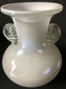 ガラス工芸品　花瓶