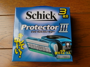  シック Schick プロテクタースリー 3枚刃 替刃 (12個コ入) 品番 PRTI-12　Schick ひげそり 髭剃り 替え刃