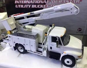 ★限定商品★FIRST GEAR International 1/34 IWC 多目的バケット トラック おもちゃモデル 0526⑰