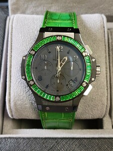 HUBLOT BIGBANG green garnet クロノグラフ レア automatic 自動巻き tuttifulltti